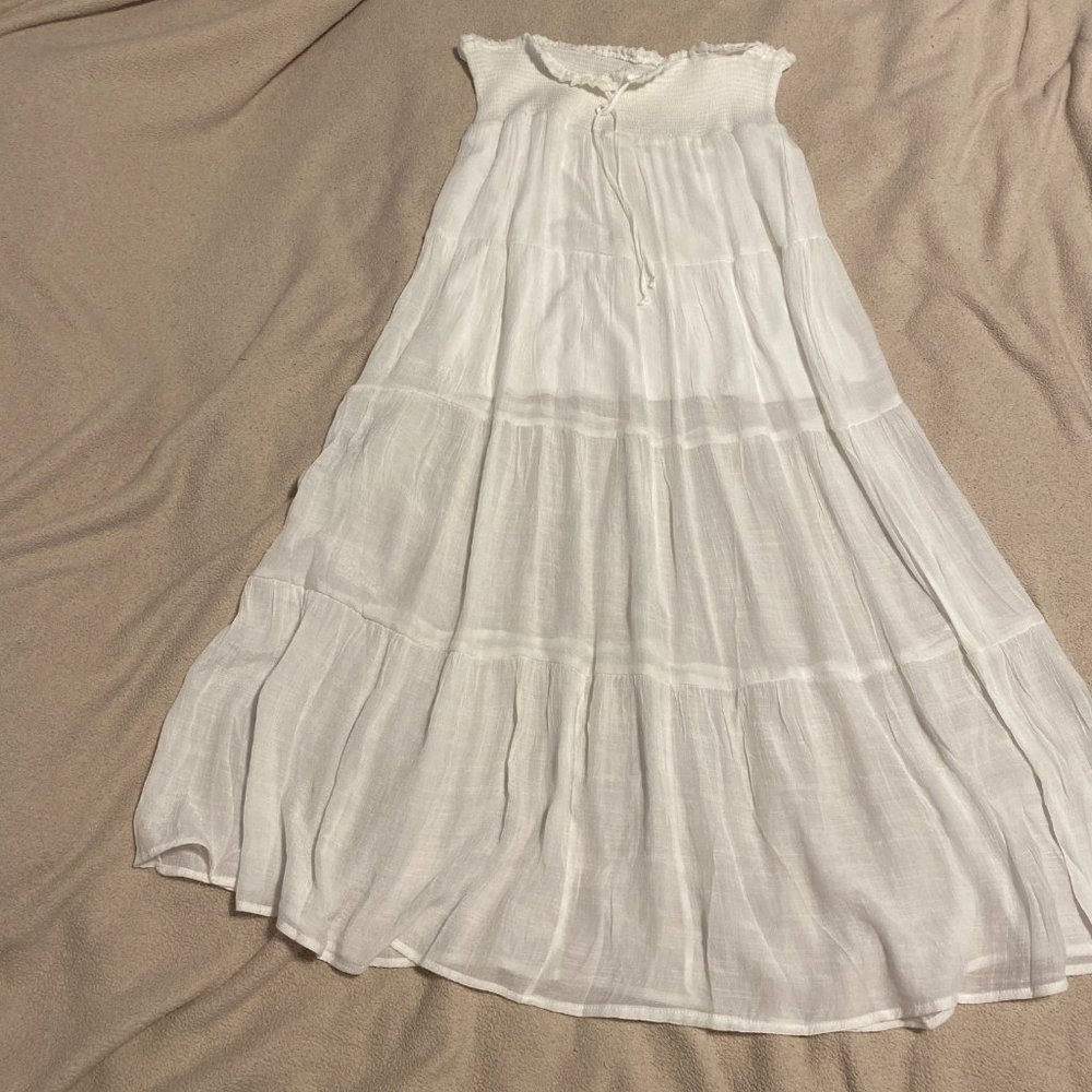 Francesca's long white skirt